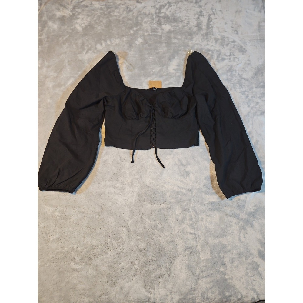 IRIS women's   Crop Top size small Long Sleeves